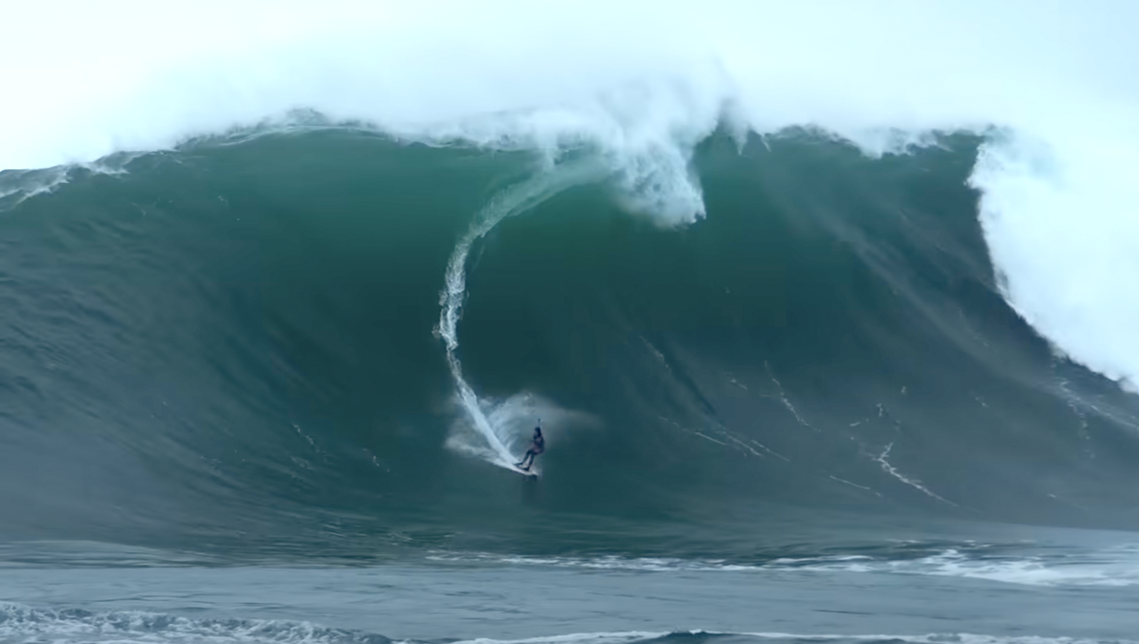 FULL VIDEO Surfers Brave Biggest Day in Years at Mavericks